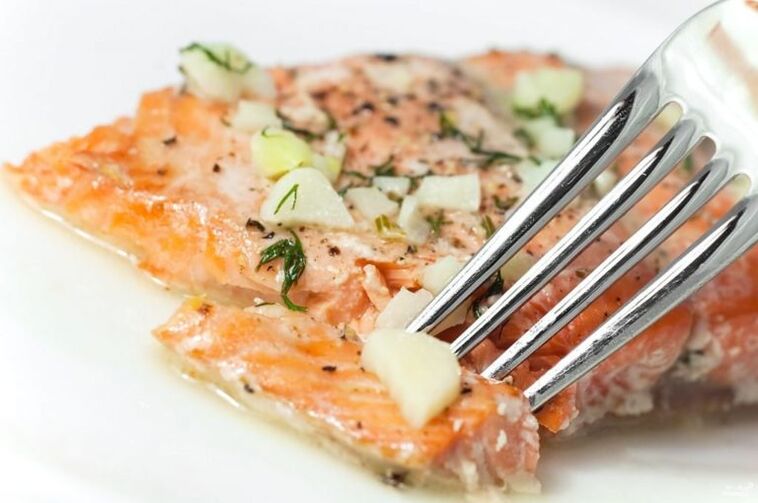 Les filets de saumon conviennent à un régime protéiné quotidien